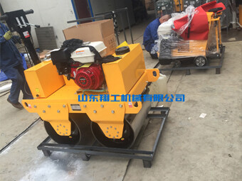 解析小型壓路機的起源和發(fā)展 解析小型壓路機的起源和發(fā)展