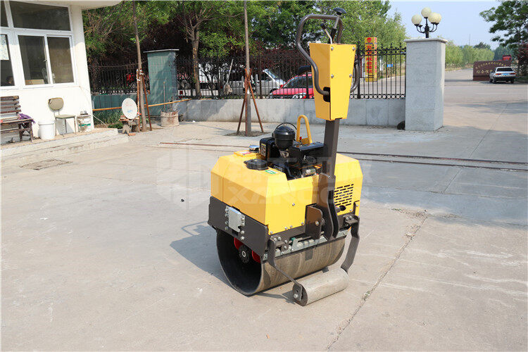 引起小型壓路機(jī)價(jià)格不穩(wěn)定的原因是什么原因呢？